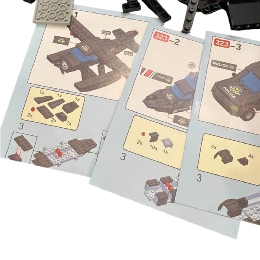 City Police Station Building Kit,‎ SWAT Mobile Command Center Truck Building Toy